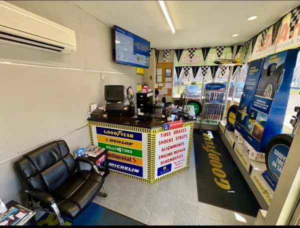 Stonehouse Fuel & Service - photo 2