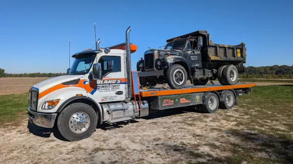Bland's Wrecker Service - photo 2