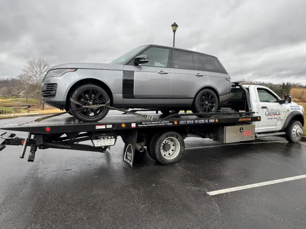 John's Towing and Recovery - photo 4