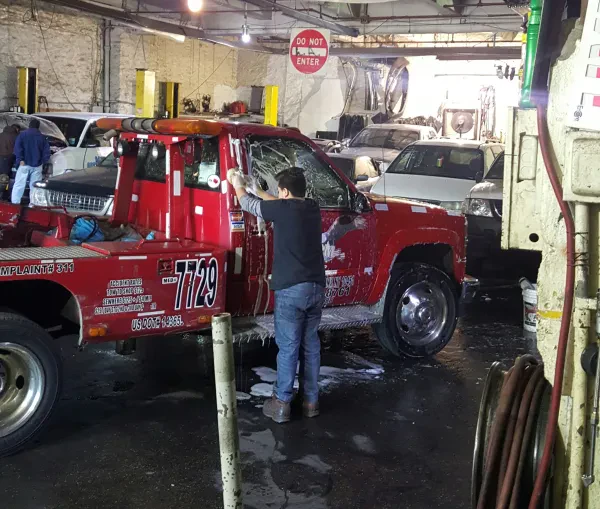 D&M Towing - photo 4