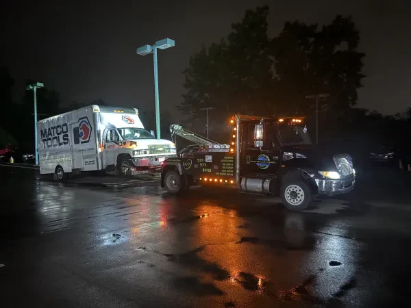 Centerville Towing - photo 4