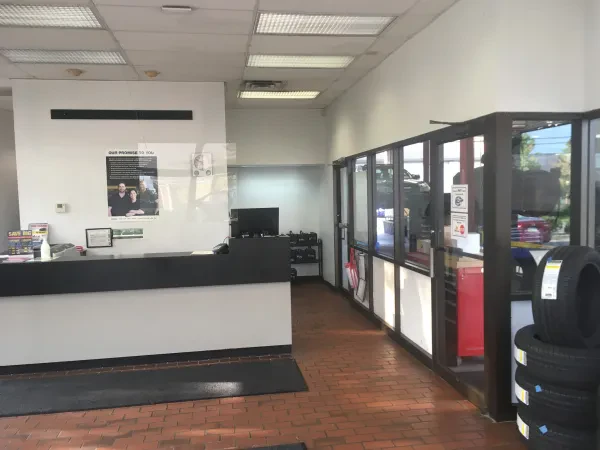 Monro Auto Service and Tire Centers - photo 2