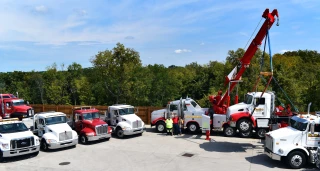 Smith's Towing