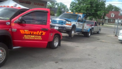 Mike Barrett's Automotive & Wrecker Service JunkYard in Murfreesboro (TN) - photo 2