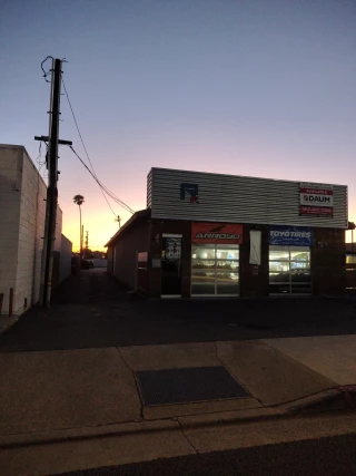 Angeles-Automotive MOBILE VEHICLE REPAIR