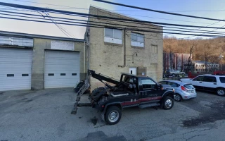 V&R Towing and Collision