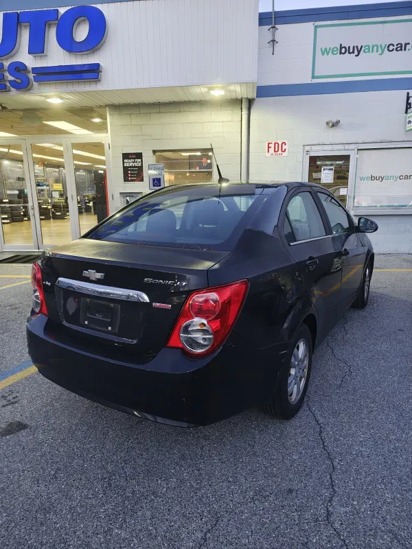 webuyanycar.com - photo 4