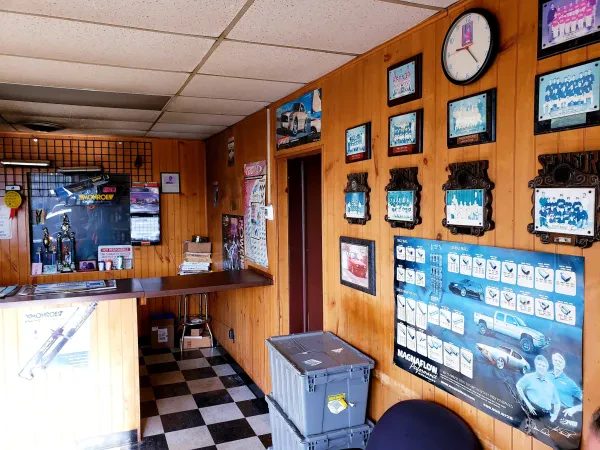 Midway Muffler Shop - photo 4