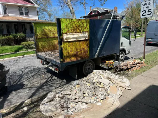 Fast Junk And Moving - photo 4