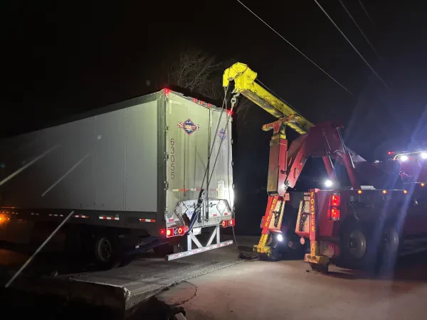 Foster Towing and Recovery - photo 2