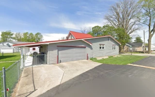 Freeman's Body Shop & Towing