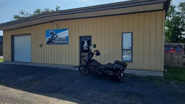 Dirt Road Baggers - photo 2