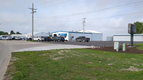 Kersten's Midwest Auto Body - photo 2