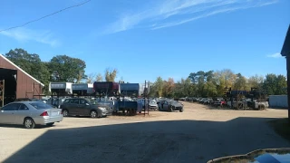 Central Auto Recyclers - photo 3