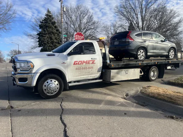 Gomez Towing & Recovery - photo 4