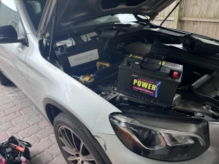 Mobile Car Battery Replacement | Milwaukee to Chicago