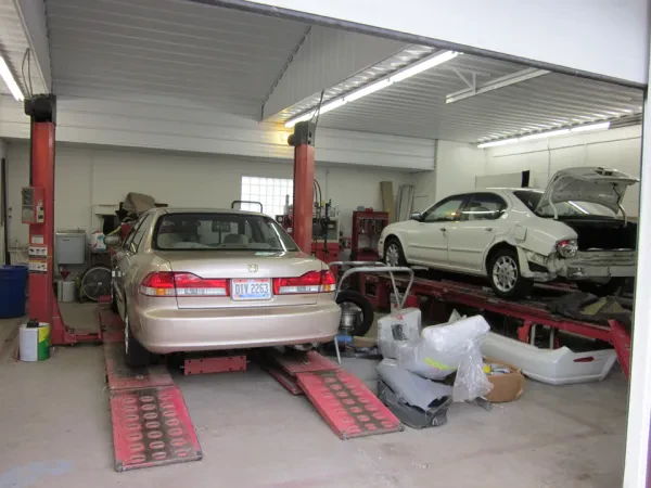 M & G Body Shop - photo 4
