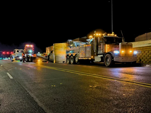 Superior Towing - photo 4