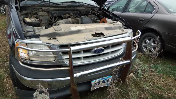 Wes's Auto Salvage - photo 2
