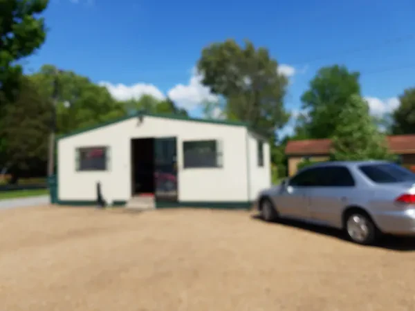Boone's Auto - photo 2