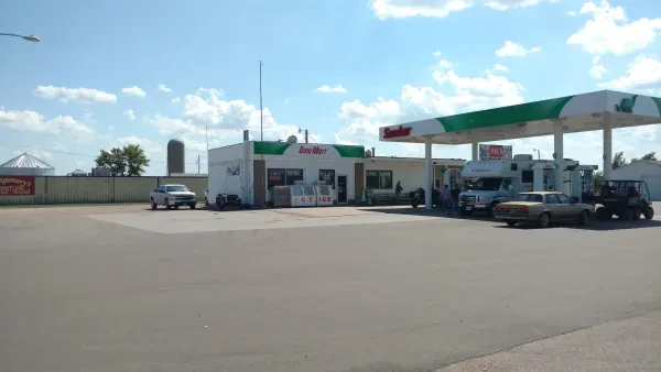 Outlaw Repair & Recovery - photo 4