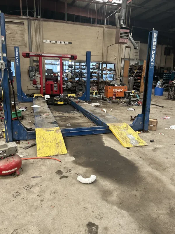 Glen Rays TowingRecovery Repair - photo 2