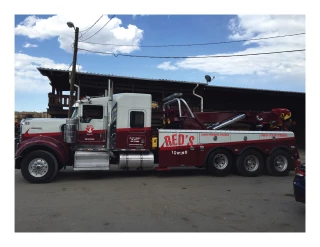 RED'S TOWING