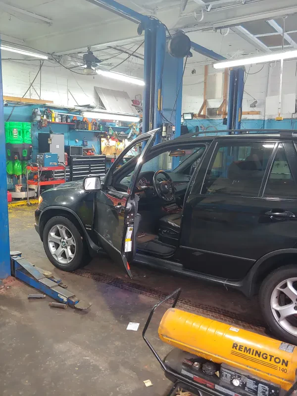 Lala Jee Auto Repair Shop - photo 3