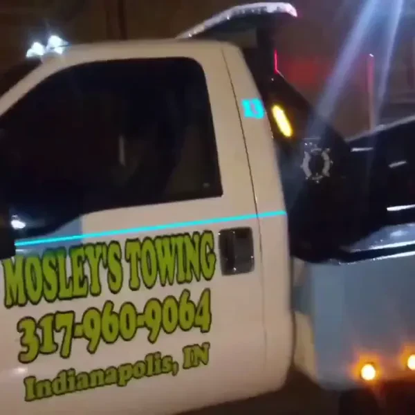 Mosleys Towing LLC - photo 2