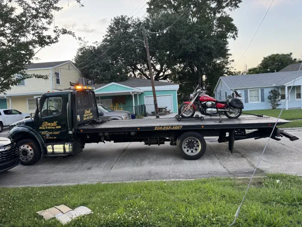 B And M Towing And Recovery - photo 3