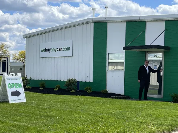 webuyanycar.com - photo 3