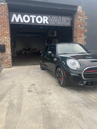 MOTORVAULT