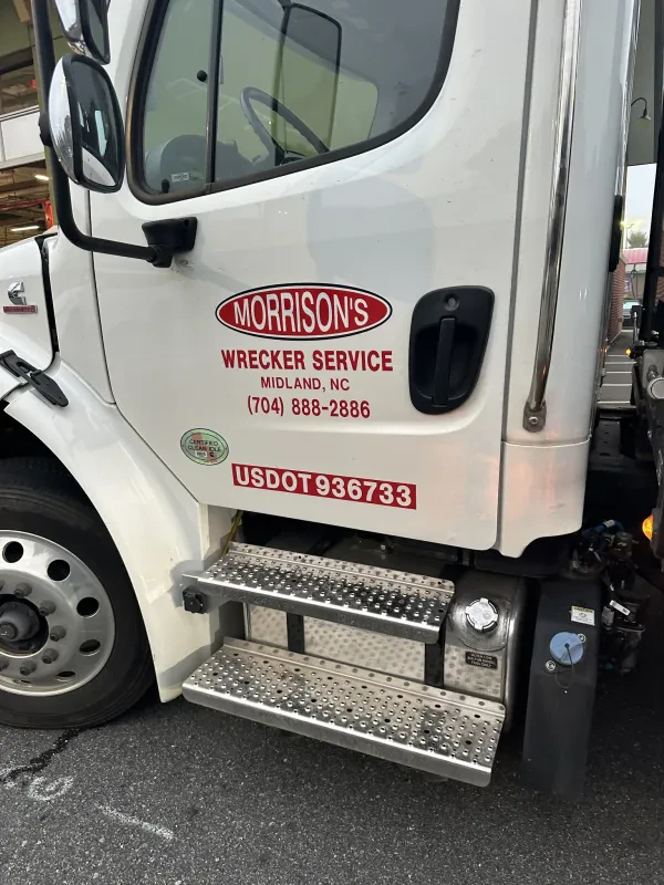 Morrison Towing & Roadside Co. - photo 2