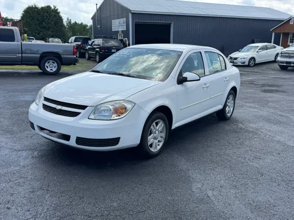 Car and truck sales of North Rose - photo 2