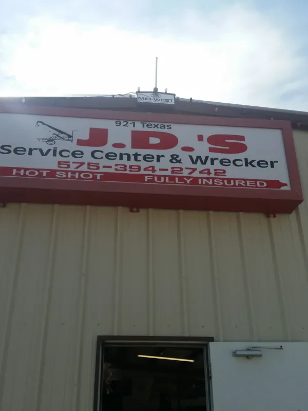 J D's Wrecker & Services Center - photo 3