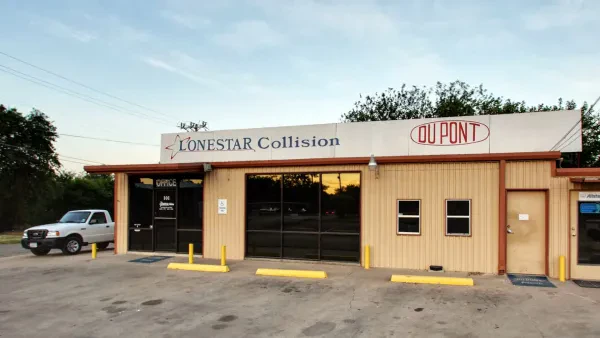 LONESTAR Collision Towing - photo 3