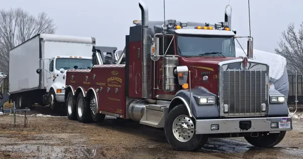 Englewood Truck Towing and Recovery - photo 3