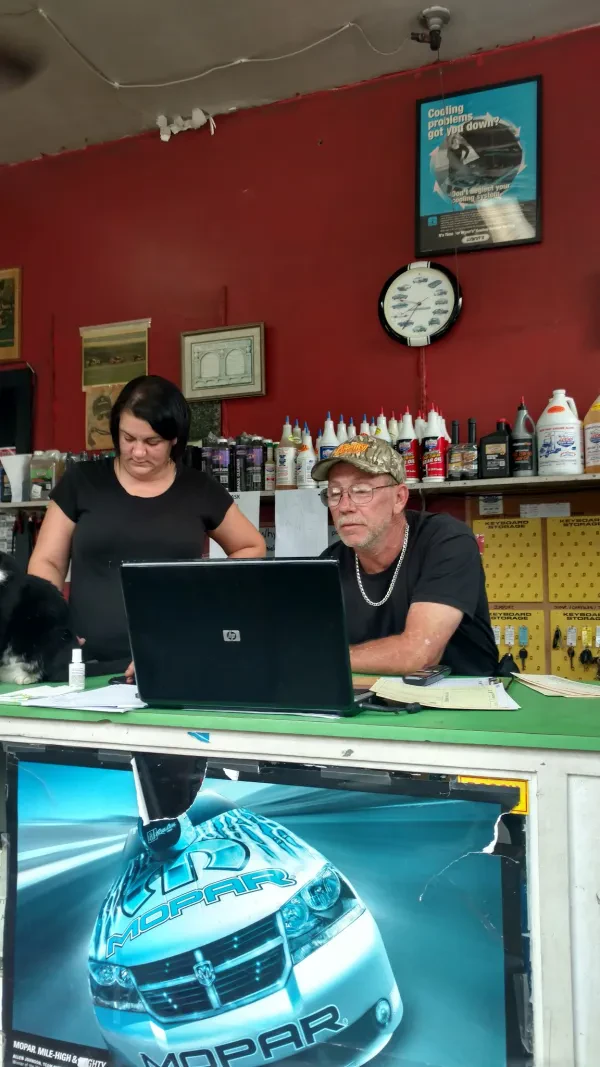 Scott's Auto Clinic & Towing - photo 2