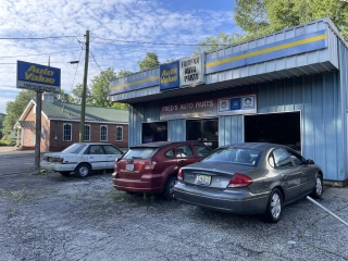 Fred's Auto Parts and Service