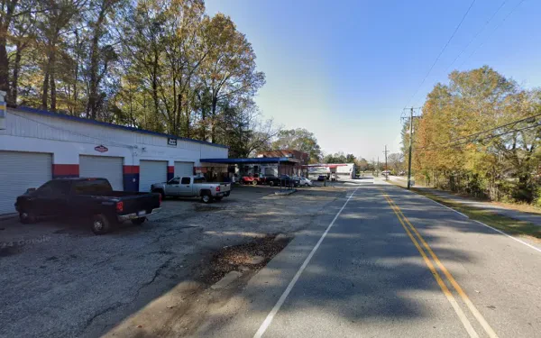 Fred's Auto Parts and Service - photo 4