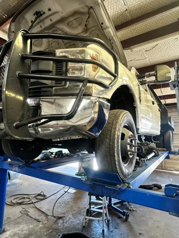 Mora's Garage LLC - photo 2
