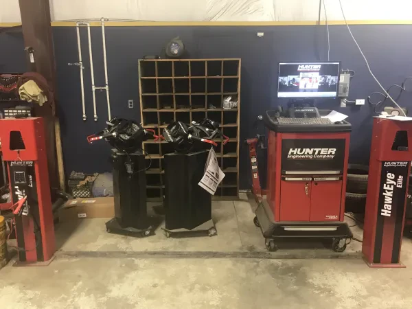 Mac's Service Center - photo 4