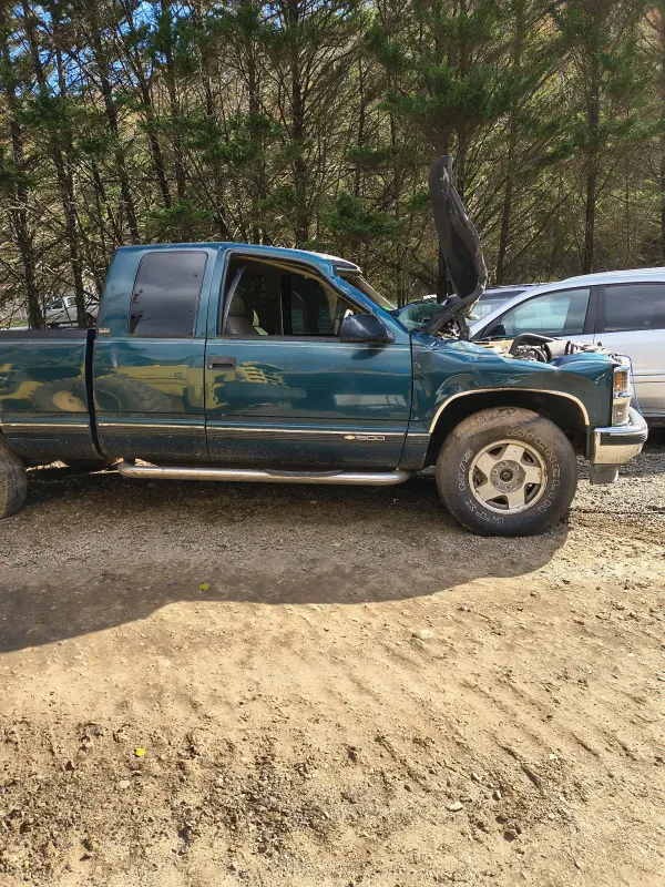 B & H Used Auto Parts - photo 4