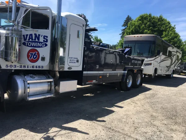 Van's Towing & Heavy Haul - photo 3