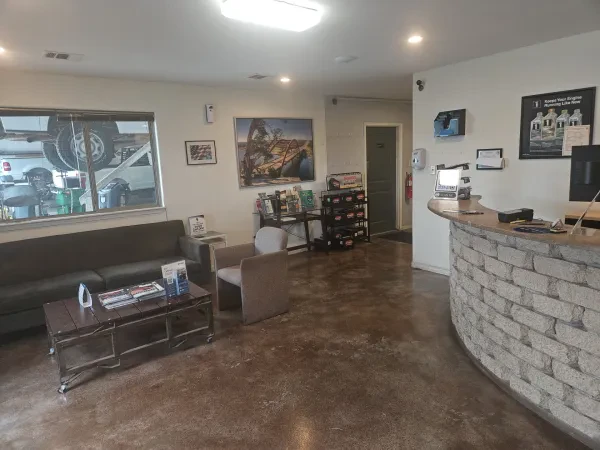 Round Rock Auto Center - photo 4