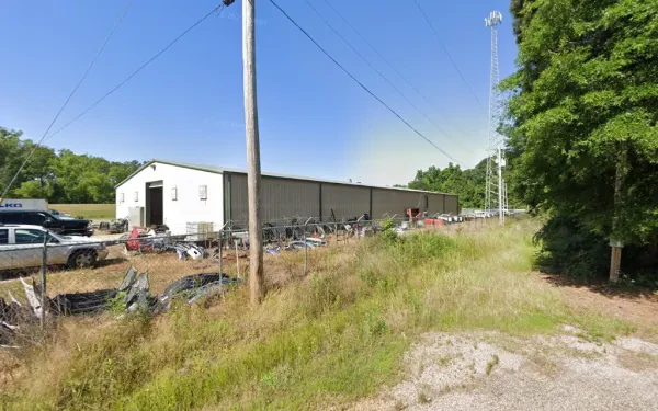 May's Collision Center - photo 4