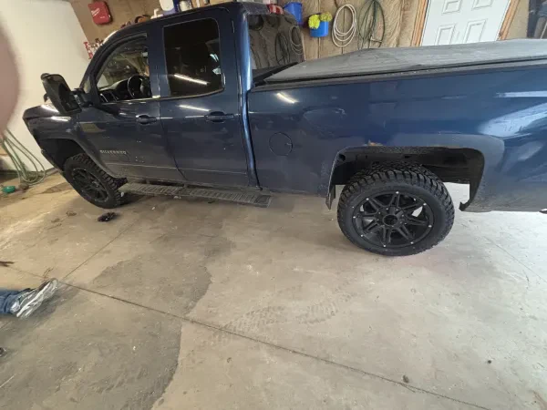 Smith's Tire & Auto Detail - photo 3