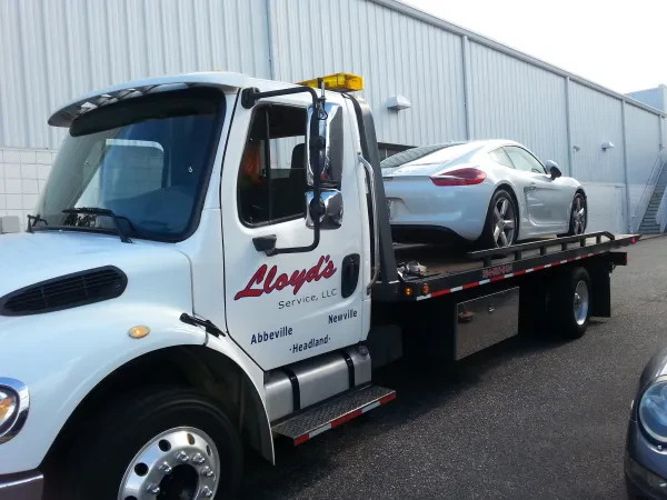C & A 24/7 Wrecker Service - photo 3
