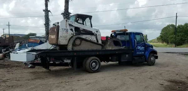 Angleton Automotive Wrecker Service - photo 3