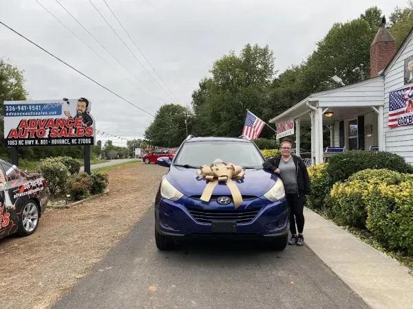 Advance Auto Sales - photo 4